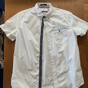 short sleeve button down shirt